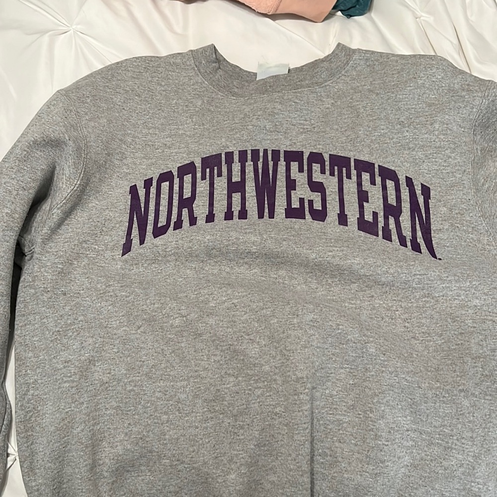 Champion Northwestern sweat shirt size medium